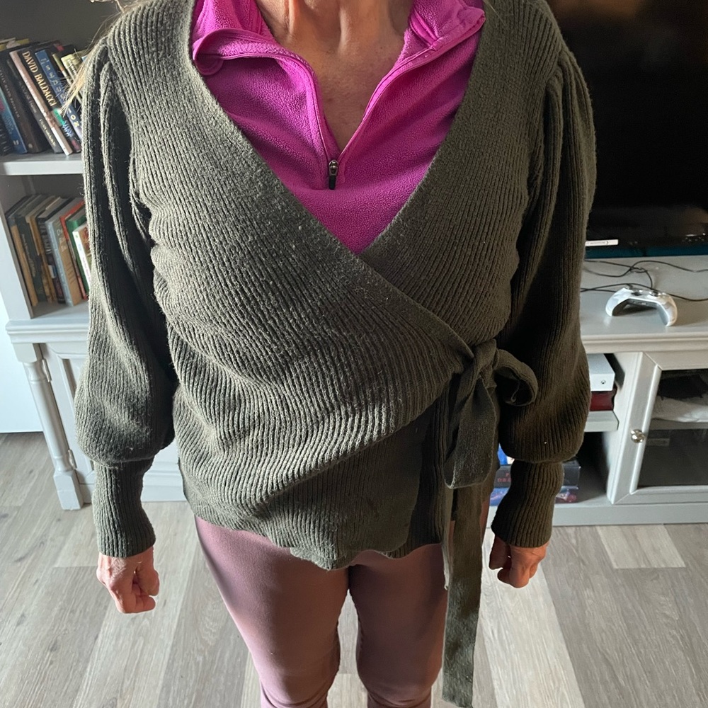 puffy sweater
